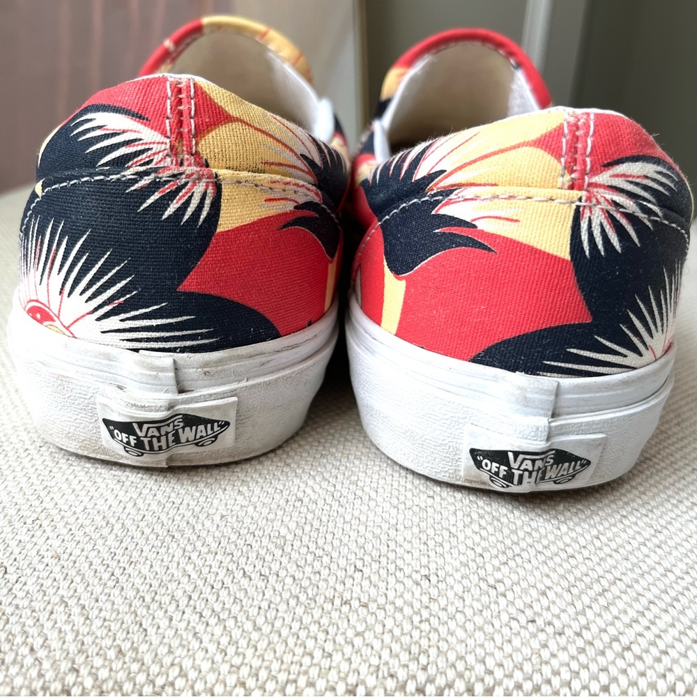 Vans for J. Crew Unisex classic slip-on shoes (size Women’s 9 or men’s 7.5) - Picture 8 of 16
